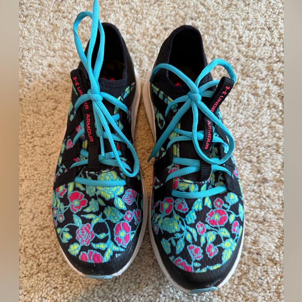 Under Armour - infinity 3 floral sneakers